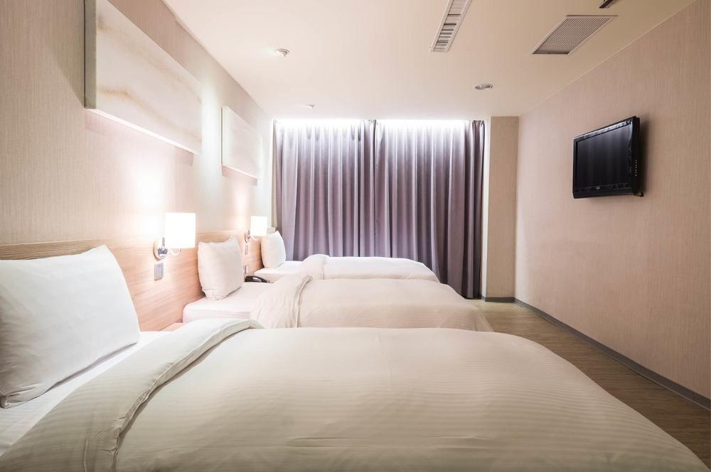 Smile 73 Hotel Taichung Exterior photo